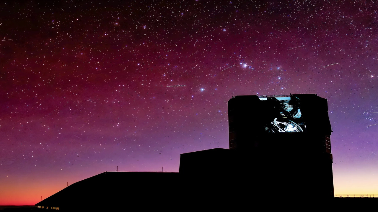 تأثير الأقمار الصناعية يهدد عمل أكبر كاميرا فلكية في العالم بمراصد الفضاء